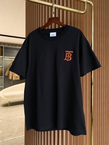 Bbr 巴宝莉 虎纹Tb专属标识装饰棉质宽松 短袖T 恤衫 Bur王牌尖货 镇店之宝 年春夏虎年系列 虎年刺绣元素Tb图案 高端百搭大气款 情侣款棉质圆领短袖
