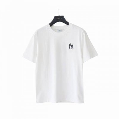 实拍细节图+尺码表 Mlb 胸前刺绣后背印花Logo边缘刺绣点缀短袖 质感超强，简约又不失时尚，上身尽率性自在感，轻松拿捏料子亲肤透气，触感细腻 面料：260克