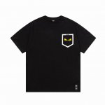 隔天到 Fendi 芬迪 双Ff 口袋恶魔眼睛烫胶印花 Logo标识精致升级 原版面料 官方同款 短袖T恤 定制260克同缸染面料 手感非常舒服 春夏最新版本