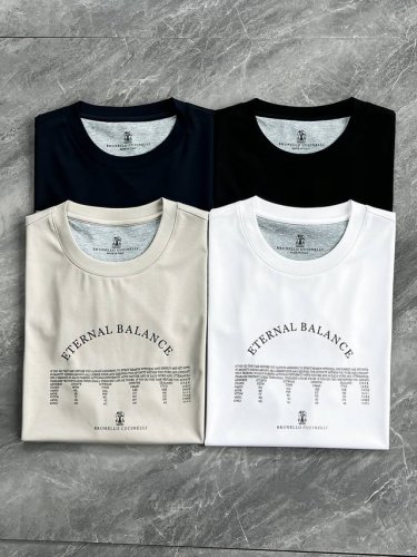 新品 上海贸易公司货，品相完美如斯，100%纯正血统品质，2025春夏新品Brun*Llo Cucin*Ill男士商务休闲简约圆领短袖T恤！Bc来自意大利的世界
