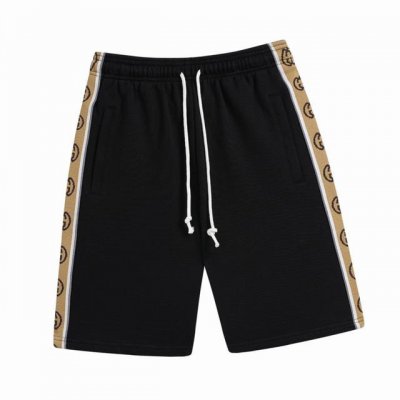 古驰 Gucci 夏季新款，侧边反光织带休闲短裤，两侧经典品牌Logo元素针织提花撞色装饰，经典复古，内外细节工艺精益求精，男女同款 Color：黑色 Size