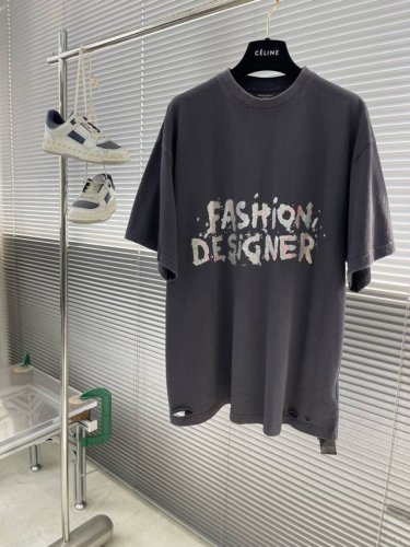 balenciag 破洞细闪标短袖T恤 尺码