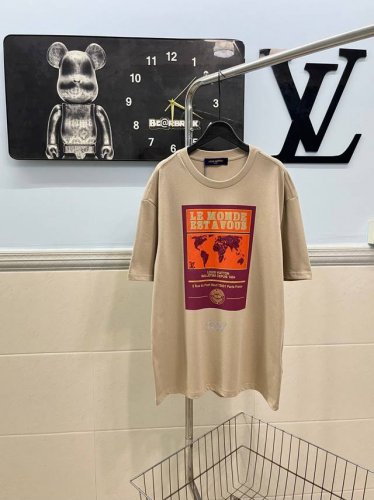 款号171 louis Vuitton Lv2025Ss地图印花烫钻字母圆领短袖 采用280G纯棉双纱面料 上身舒适柔软 透气性强 前后采用印花汤钻高工艺 整体