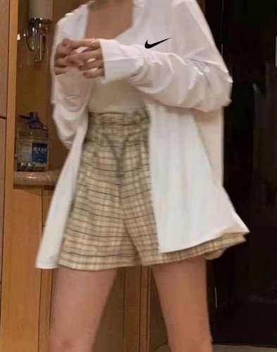 高端耐克Nike基础款百搭宽松情侣款防晒服 无感上身上轻如羽毛！ 采用德国技术编织混织面料 翻晒 100%防紫外线，有效保护身体每一寸肌肤！手感柔软顺滑 干爽亲