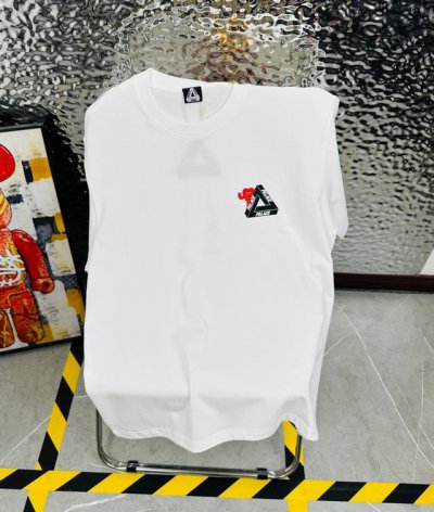 palace25夏季新款印花休闲宽松情侣款 短袖T恤1034 细节:版本一比一复刻，吊牌 领标 水洗。 面料：采用40织双纱320克面料，原版1:1高克重，纯棉