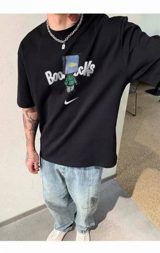 260G重磅纯棉 Nike 耐克 Nk Book Blocks 卡通书本 短袖T恤 男女同款 半袖 情侣款 面料工艺： 1.260G重磅纯棉，100%棉，恰到好