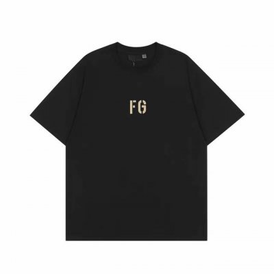 fog第七季植绒Fg字母短袖 Fear Of God Fog第七季植绒Fg字母短袖 顶级版本 面料为 %纯棉双纱 除毛短袖汗布水洗后克重在260G 透气丝滑 区