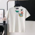 款号：W536 P110 louis Vuitton/路易威登 Lv Logo短袖春夏最新款Logo标志年年被追捧的经典时尚装饰已经风靡全球男女同款 颜色：白色