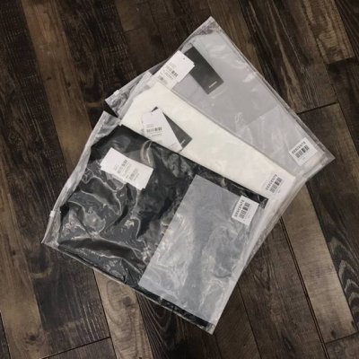 好货上新 迪桑特Dualis系列都市通勤男士Tougt吸湿排汗短袖T恤。该款面料采用最新棉质速干科技面料，手感柔而有棉质感，吸湿性超强，整体设计简练低调奢华。加