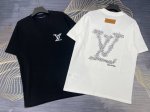 上新 路易威登Lv2025春夏新款刺绣字母Logo圆领短袖T恤 高版本高版本 280克精棉面料 全网独家首发 百搭款细节处理完美 进口高密度刺绣Logo工艺 十