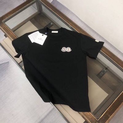 amon*Cler 蒙口 2025春夏最新款短袖T恤，男女同款定制专属纯棉面料，定制原版工艺螺纹，胸前定制双标Logo点缀！简约大方，从容百搭，档次极高，完美融