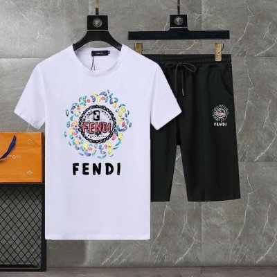 直 品牌 Fendi 芬迪 2025新款男士短袖短裤套装！官网同步销售！市面高端版本！手感细腻柔软！让你穿着更加舒适！立体裁剪版型超赞！尺码:M-5Xl 下单请