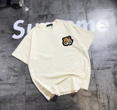 lv老虎系列 专柜款复古情侣 印花短袖T落肩袖 重磅280G精梳棉材质 透气舒适 版型宽松 进口外贸级专柜印花，随意搓洗不褪色不变形。 情侣款 男女同款哦