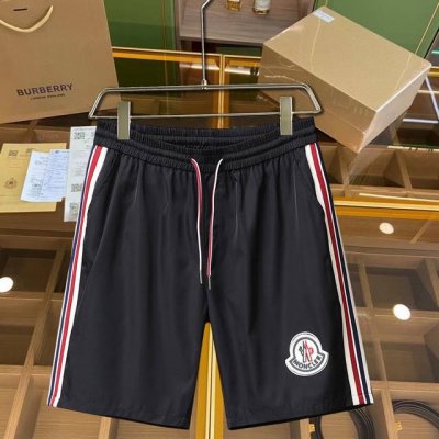 蒙口 原单货情侣款2530春夏新品短裤 专柜同步有售，时尚休闲裤 ，进口原版面料，上身舒适透气，顶级工艺品牌Logo，腰围工艺螺纹围接，档次极高，版型超正，上身