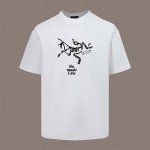 Arc'teryx Jilsander始祖鸟短袖 2025春夏新款 小鸟系列字母Logo印花短袖T恤衫 采用定制280克双纱纯棉面料 男女同款 休闲百搭 颜色：
