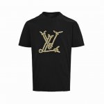 louis Vuitton 路易威登 25Ss 麻绳绳结刺绣Logo短袖 32支双纱280克高克重纯棉面料，同缸定织定染原版同色螺纹，进口机器万针饱满刺绣工艺，