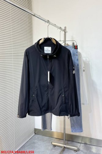 l858 Mo蒙口 2025年男士休闲夹克外套。穿上简约干练的休闲外套，瞬间重回时髦霸气，又是活力满满的状态。面料全部需要定制，奢华感十足。修身的剪裁体现出我们