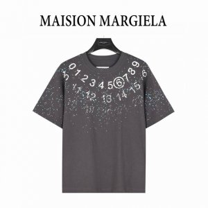 maisonmargiela 马吉拉 数字泼墨斑点印花短袖T恤 重磅精梳260G纯棉双纱面料 数码3D直喷 螺纹定织定染通肩拉条工艺增加衣物清洗寿命 触感舒适