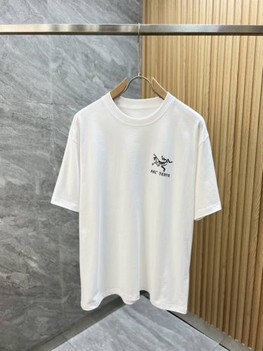 Arc 始祖鸟 2025春夏新品 三标齐全 圆领纯棉短袖T恤 好货不用过多介绍 看细节 专柜码数：M-Xxxl 175 140建议L