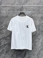 Ck 三标齐全 2025夏季新款最新品短袖 专柜同步有售 原单狠货 时尚进口原版科技面料 上身舒适透气 原版定制五金辅料 上身帅气有型 三标齐全 推荐款 档次极