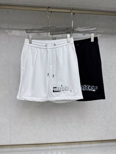 古奇 5S 手绘定制标 春夏新款休闲短裤 ，舒适度极好，手触感强烈。辨识度极高 定制进口面料 色泽清新 做工精细 码数 S 3Xl