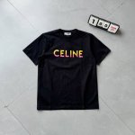 供250 【纯原臻品 】【顶级原版复刻】 - Celine赛琳 Fw22 彩色渐变字母Logo圆领宽松短袖T恤 男女同款 - 还在寻觅一件能展现独特品味的T恤？