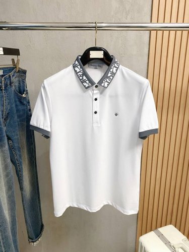 迪奥25Ss新款春夏短袖翻领T恤polo，最高版本客供定制高端朱地面料简单时尚款，螺纹拼色螺纹配色超级好看！经典Logo简单大方的款式！满满的高级感，四季可穿。