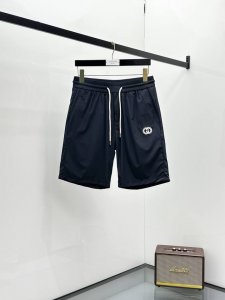 古驰2025春夏新款短裤 时尚休闲裤 品牌经典Logo 舒适度极好 手触感强烈 辨识度极高 定制进口面料 色泽清新 做工精细 上身超赞 码数 M-4Xl
