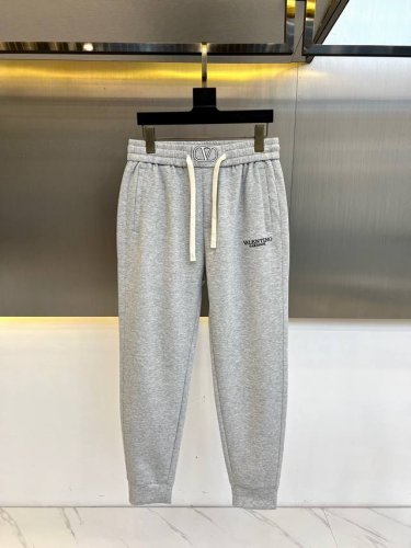Vt华伦天奴、 2025Fw新款卫裤，定织定染纯棉料 舒适柔软，口袋处简约英文字母Logo标，可调节抽绳，松紧裤头，非常精致，清肤透爽细腻有序的针织工艺造就了棉