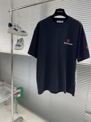 Lululemon 高阶立体Logo短袖 双层螺纹领口 肩部通肩压条 280克纯棉面料舒适透气 男女同款 码数：S-Xxl S码衣长73 胸围106 肩宽53