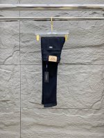 阿玛尼 新品 高端独家发售 25Ss四季款超燃炸街系列之最牛仔裤 独家隆重推出 原版定制高端品质面料 定制五金版型修身剪裁 面料带弹力 微弹上身舒适度超高 必爆