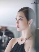 Swarovski施华洛世奇天鹅项链锁骨链，专柜同步在售。专柜火爆款，黑天鹅和白天鹅，经典中的经典。每个女人都应该拥有一条施华洛世奇，这个系列之所以这么火，是因