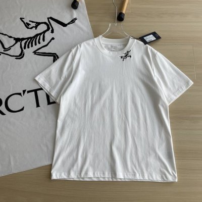 极简风 高品质Arc'teryx 始祖鸟 单色领口极简刺绣小Logo后背大鸟印花男女同款圆领纯棉短袖T恤 宽松版型，面料330G全棉精梳棉！高克重！高品质！ 颜