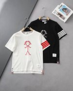 原单贸易正品 Thom Browne 汤姆布朗四条杠Tb火柴人提花天丝短袖！ 2025Ss春夏新款，智利海外版！限量发售！ 美国贸易公司2025年大中华区最新订