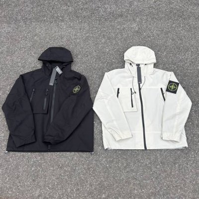 款号Fz200 Stone Island 石头岛工装勋章防风防水机能户外冲锋衣外套 实拍品质 放心入手 面料采用高品质科技图层防风防雨设计 防寒升级 高密度面料