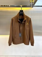 Arcteryx 始祖鸟、2025S早春新款外套！高科技顺滑聚酯胺纤维材质，面料的质感很高档细腻，选用客供顶级100%涤纶面料打造而成，具有较高的强度与弹性恢复