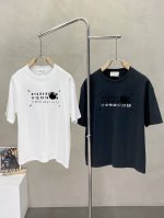 Madison Margiela梅森马吉拉独家专供新款原单男士休闲短袖 高端定制 高端版本 时尚百搭爆款进口面料 手感超柔软细腻 穿着亲肤舒适 高端精品 代工厂