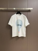 Celine 2025Ss早春新品热气球印花短袖T恤，帅气时尚，胸前顶级印花图案字母Logo，简约百搭款。面料棉 不仅挺括，保持潮流的廓形，又穿着舒适，纱织更细