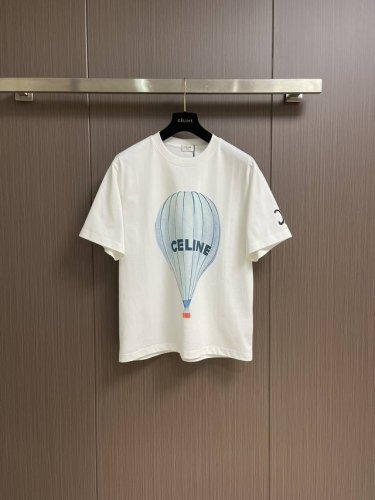 Celine 2025Ss早春新品热气球印花短袖T恤，帅气时尚，胸前顶级印花图案字母Logo，简约百搭款。面料棉 不仅挺括，保持潮流的廓形，又穿着舒适，纱织更细