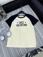 爆款现货 原单品质 Valentin*｜25新品印花短袖T恤 精致常规版型上身巨显瘦！ 定制最新印花 低调奢华！ 时髦精必备单品解锁所有穿搭！ 认准我家品质！经