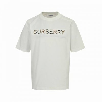 burberry 巴宝莉 格纹字母短袖 经典标志字母Logo 印花+刺绣 简约百搭，宽松大版型，质感满满 .可男可女的经典款，基础百搭不失时尚魅力 绝对是今夏的