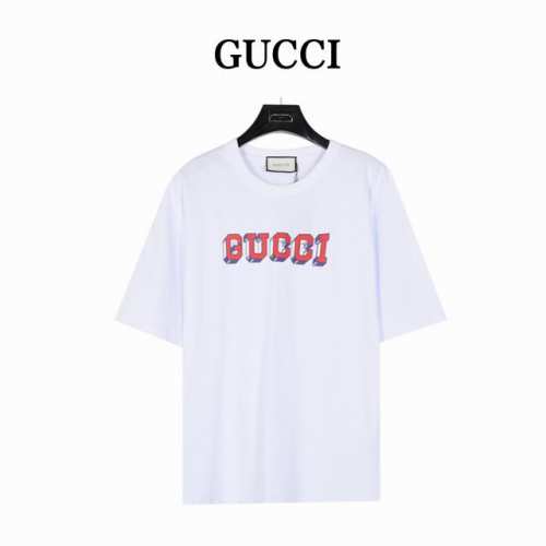 本地自取160 gucci 古驰 24Ss 立体字母短袖T恤 面料采用定制240G 26支特滑双股精棉平纹高密无尘全棉布料。前幅高密度加厚，走线平整，代工品质，