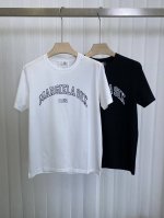 mm6 Maison Margiela.马吉拉 25春夏新品字母Logo印花标识短袖T恤，定制80支双丝光棉面料；黑色 白色 S～Xxxl