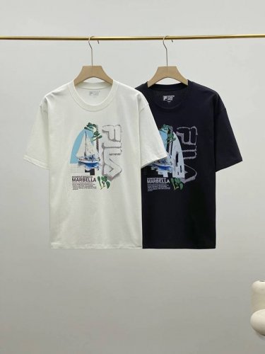 Fila 斐乐官方男士短袖T恤夏季时尚休闲简约圆领针织短袖衫！ 面料采用双纱纯棉面料，布面平整手感柔软，上身舒适，品质细腻！ 定位裁剪，上身效果非常Yyds。