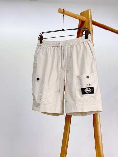 Dior Homme 迪奥 桀傲 Stone Island 石头岛 2025Ss联名新品 柜台和全网都卖空了 速度入手。工装抽绳短裤， 意大利独有的设计版型，简