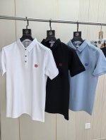 罗意威。2025春夏新款刺绣标识男士商务休闲翻领 短袖Polo衫对标定制纽扣整体的设计符合美学设计，运用了经典的品牌元素，完美的精髓与基因，胸前口袋处注入了经典