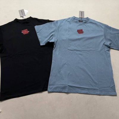 Balenciaga红胶带字母圆领短袖