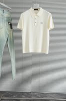 new# pra#Da25Ss春夏新品 男士针织翻领短袖衫！采用纤维超细与高弹的伊力特纱线织造而成，质感与纹理都是超级的柔和，非常的轻薄柔软，手感极其的细腻丝滑