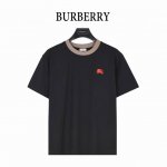 Burberry 巴宝莉 25Ss 拼接领战马小标刺绣短袖T恤 面料采用260克双纱纯棉面料+2X2配套螺纹，，订染颜色后整蚀毛处理， 对照原版做丝滑超柔处理，