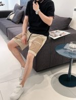 2025Ss春夏新款休闲短裤 专柜热销款 身穿着非常舒适 低调不失奢华 穿出去非常有档次 裤型款式和裁剪亦无需多言 上身精致跃然高档一等一顶级质料 真正殿堂级的